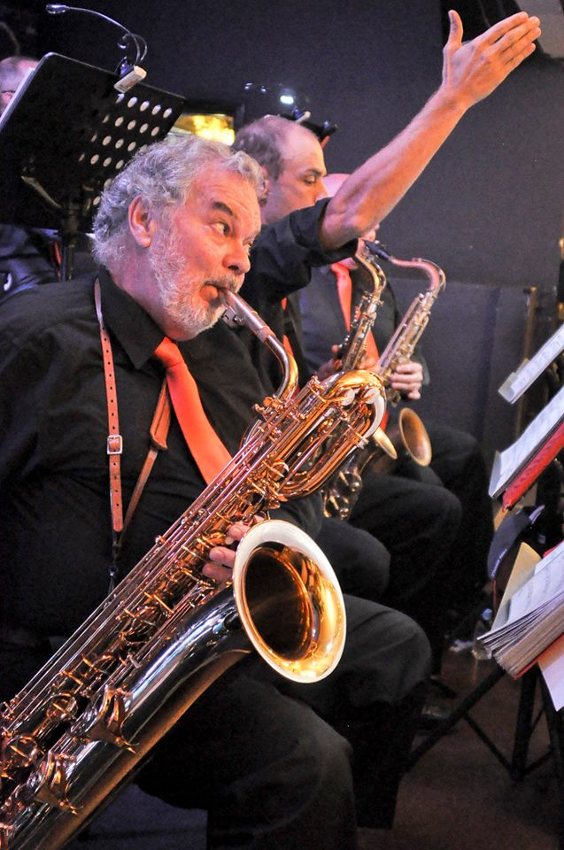 Horns Plug Big Band Gallery