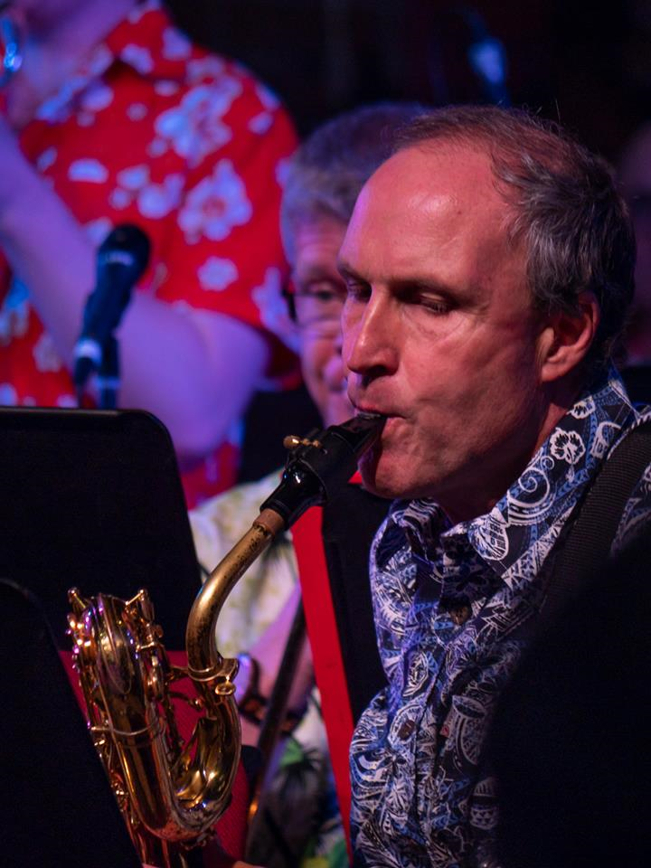 Horns Plug Big Band Gallery